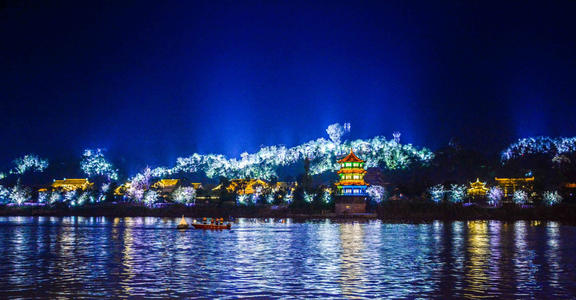 三江夜游