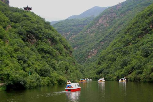 游览双龙峡