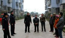 两位民警的对话