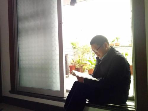 在一个学术型家庭中成长