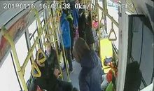 我会独自乘公交啦