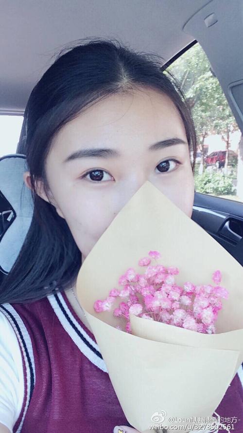 爱是无奈的，仍然在爱中