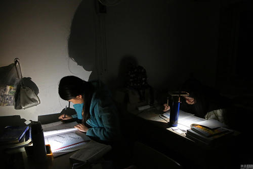 学校停电