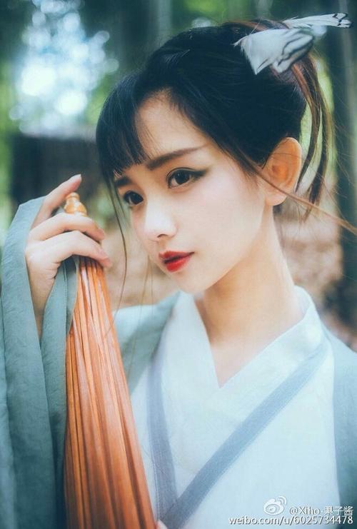 窗外的那些眼睛