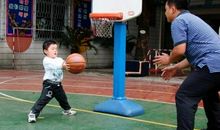 我和爸爸打篮球