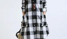 浸在一件格子衬衣