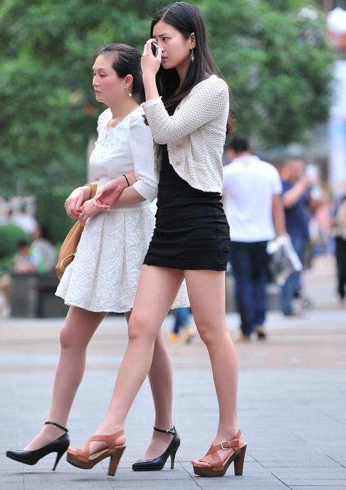 和妈妈一起去逛街很难