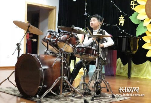 演奏鼓组的乐趣