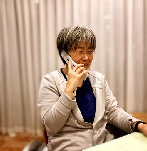 我没想到她会成为朋友
