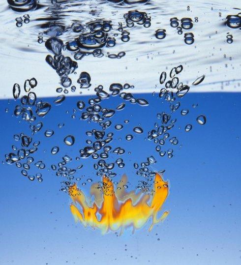 有时候我想把水和火混合