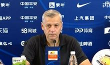 “大球迷”爸爸