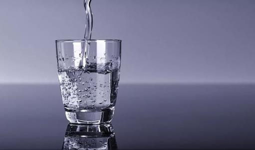 一杯水