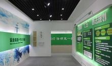 参观青少年普法教育馆