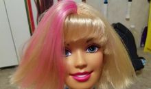 我喜欢玩芭比娃娃