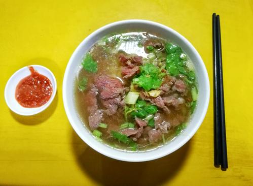 一碗牛肉面的故事