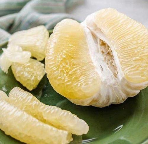 美味的葡萄柚