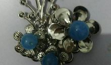 请大家投他一票