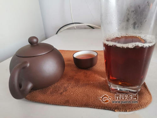 感觉锅和杯子