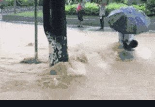 雨中的乐趣