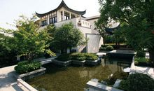 人心之平，隐于世