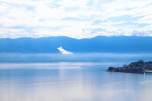 三年