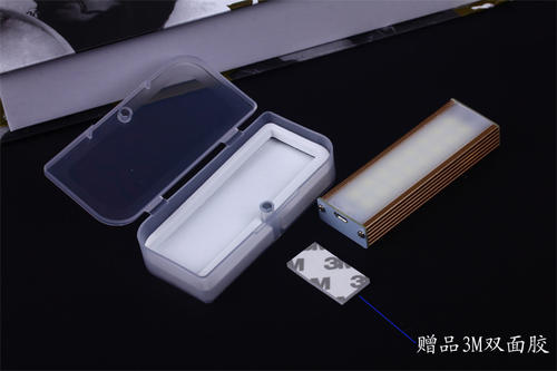 触摸月光