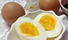 辨别生熟鸡蛋