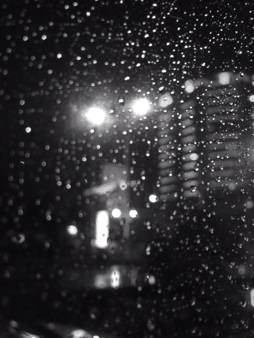 雨夜忙