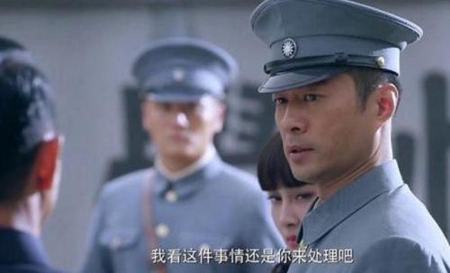 关于“红旗人滚动西风”的思考