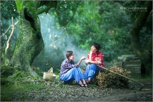 总是质朴的