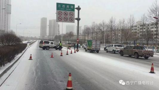 那雪打动了我