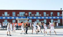 一场篮球友谊赛