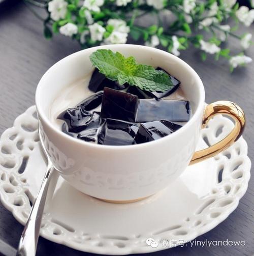 美味的草冻