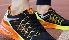 孩子，把你的鞋带系上