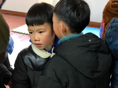 耳语