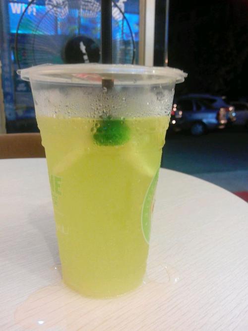 妈妈让我金橘柠檬水