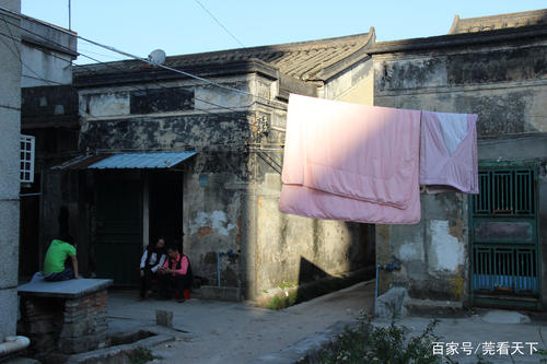 走进小巷