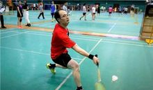 陪爸爸参加羽毛球赛