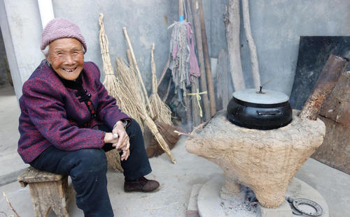 去村奶奶家