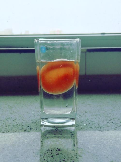鸡蛋浮起来
