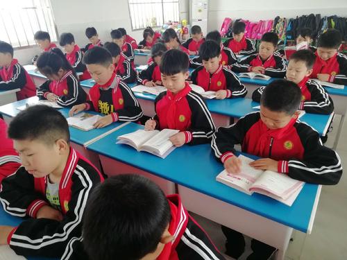 更多校园生活
