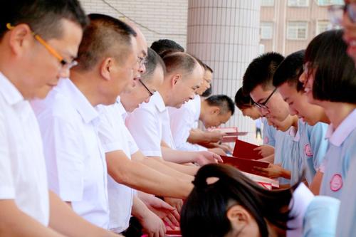 我爱湛熙