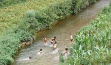 夏日·童年·小溪