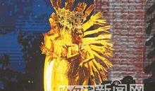 为世间不屈的生命而喝彩