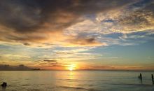 沙滩·落日·歌声