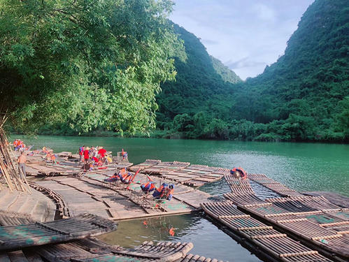 一美元的旅行经历