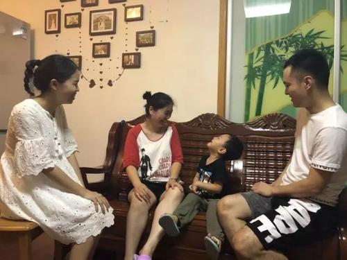 老师拜访了我的家