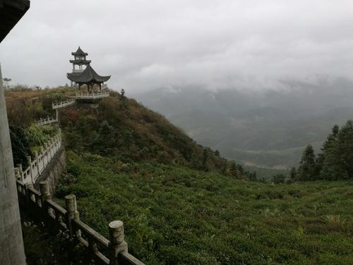 优梅岭山庄
