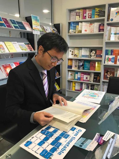 知识伴随着我