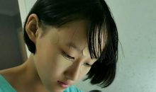 就这样牵着他的手慢慢地长大